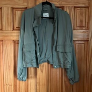 Abercrombie green light weight jacket